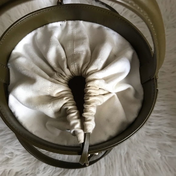 Cafune Backet Bag - Picture 5 of 8